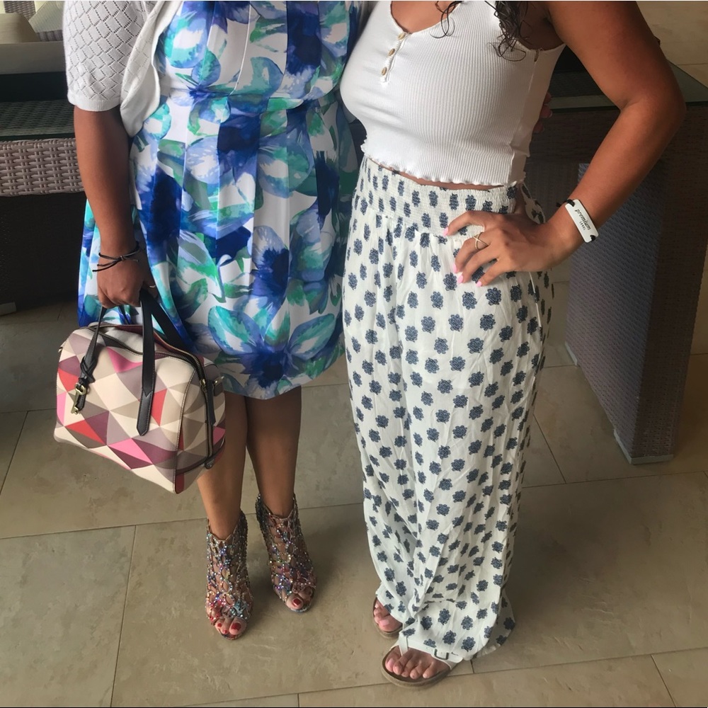 Island Gypsy White and Blue Floral Flowy Pants